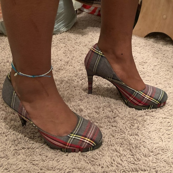 Plaid pumps - Picture 4 of 10